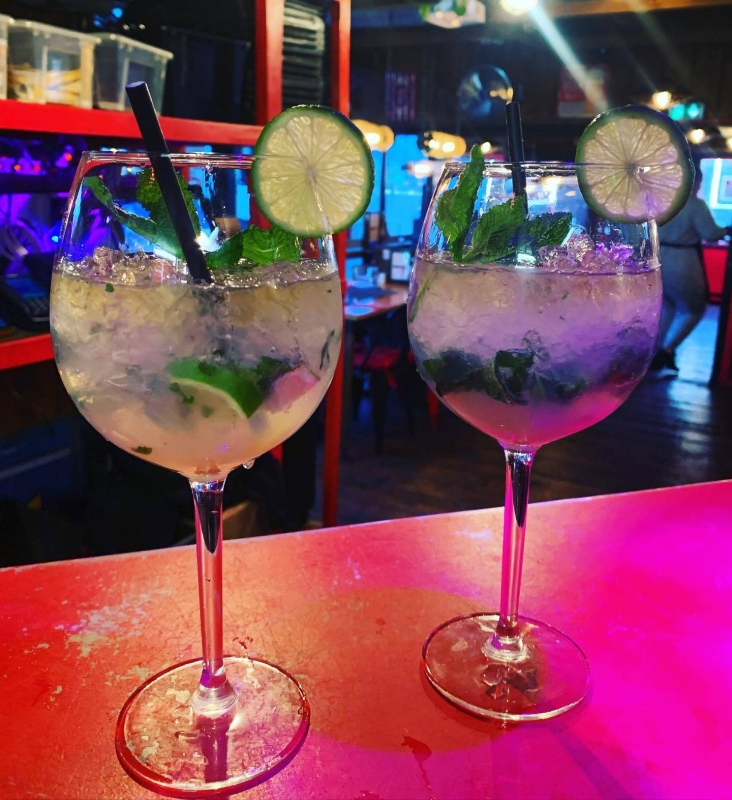 The Red Barn - Bon restaurant Toulon